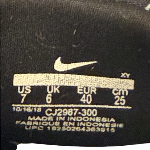 Nike Flipflop Shoes Benassi JDI
Fanny Pack Printed CJ2967-300
Men 6 Womens 7 - Picture 10 of 10